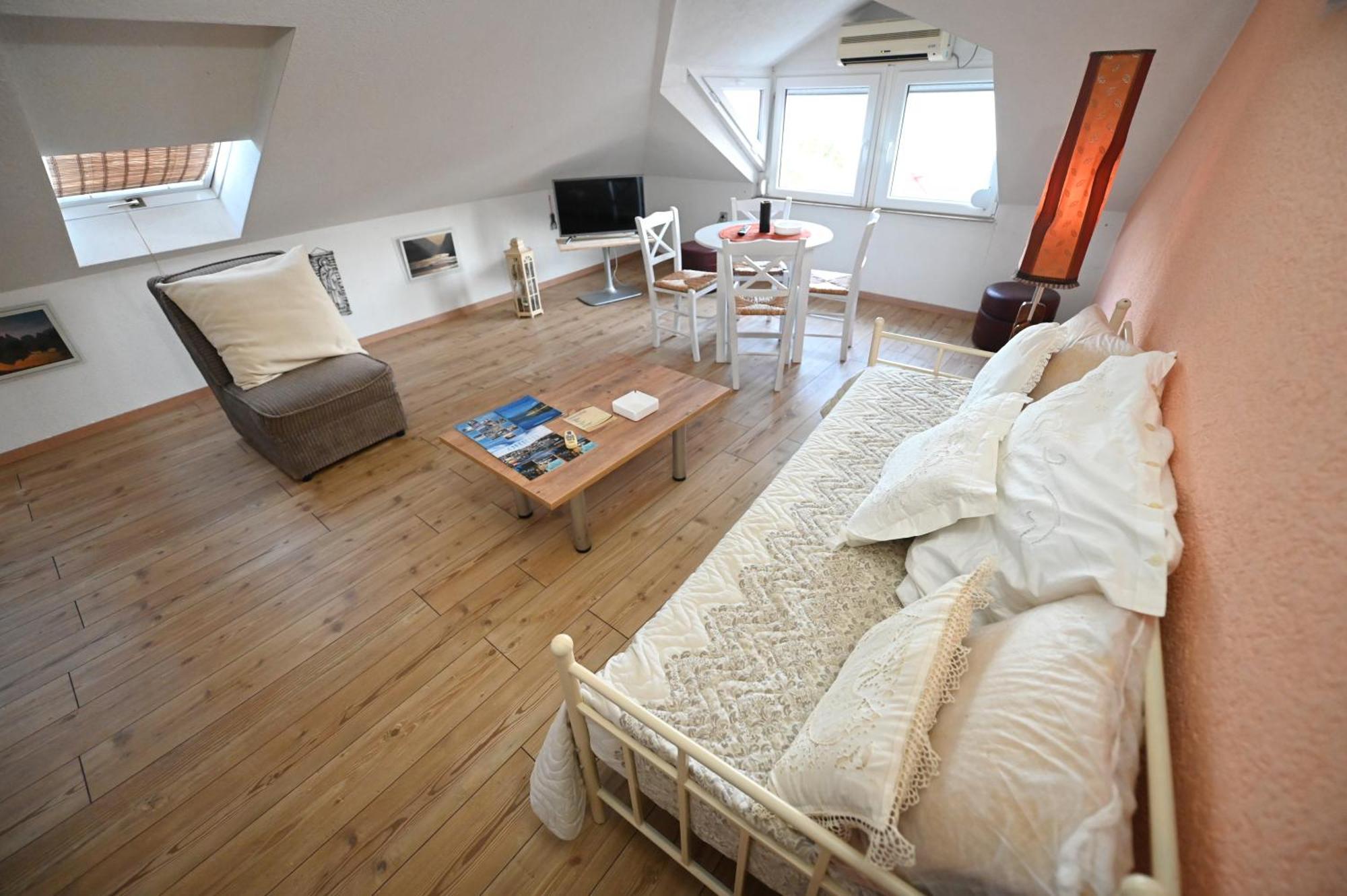 Eke Irin Apartments Охрид Экстерьер фото